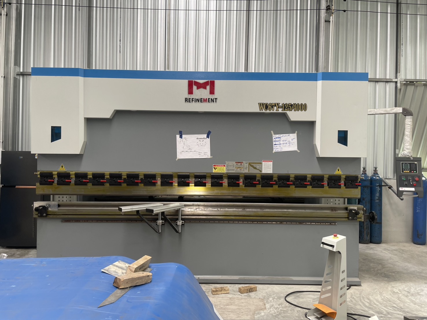 CNC Plate Bending Machine